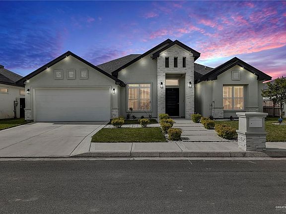 2nd image of 901 W Guava Ave