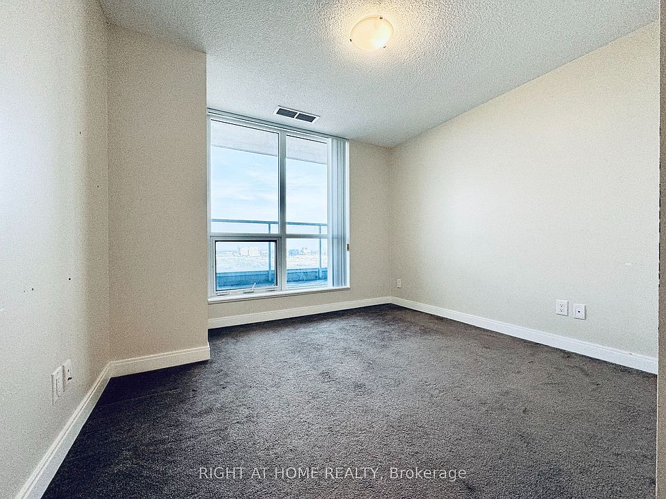 151 Village Green Sq Scarborough ON Zillow