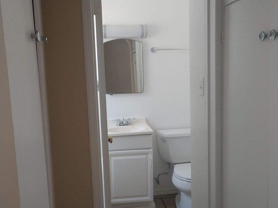1st image of 34 Granada Ave APT 4