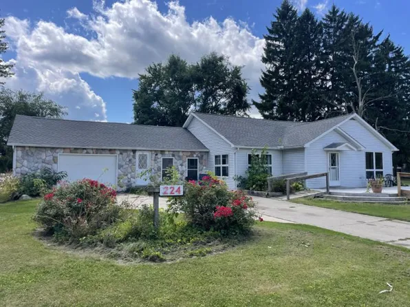 224 E Saginaw St, Au Gres, MI 48703
