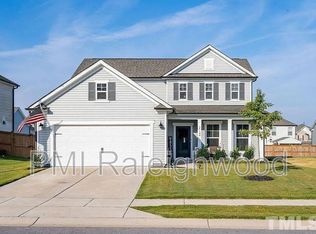 2124 Fox Chapel Pl, Fuquay Varina, NC 27526