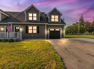 1 Abbott St #1, Merrimac, MA 01860