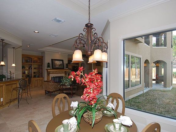 Cafe open to Great Room