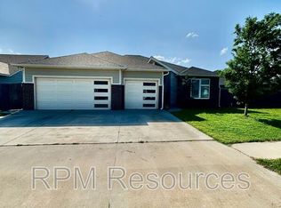 2013 Sara Vista Dr, Yukon, OK 73099