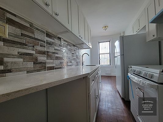 3rd image of 45-11 43rd Ave #Mm