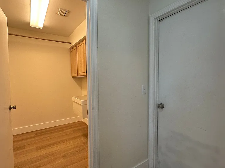 935 Shriver Cir — Photo 10