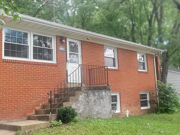 4419 Kentmore Dr — Photo 76