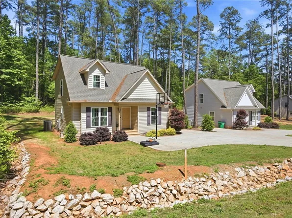 213 & 217 Singing Pines Rd, Seneca, SC 29678