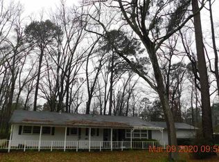 1320 E Lantrip St, Kilgore, TX 75662