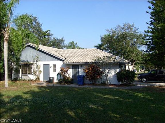 3rd image of 27330 Valencia Dr