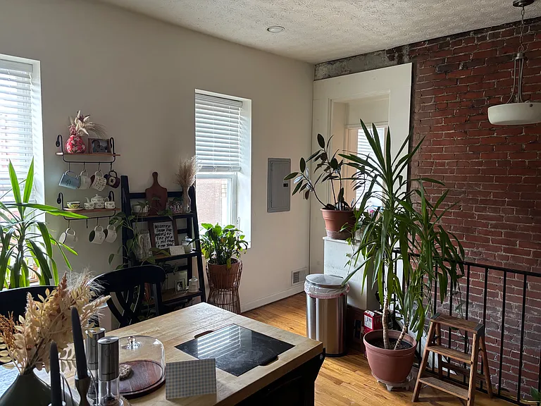 5300 Butler St #1 — Photo 7