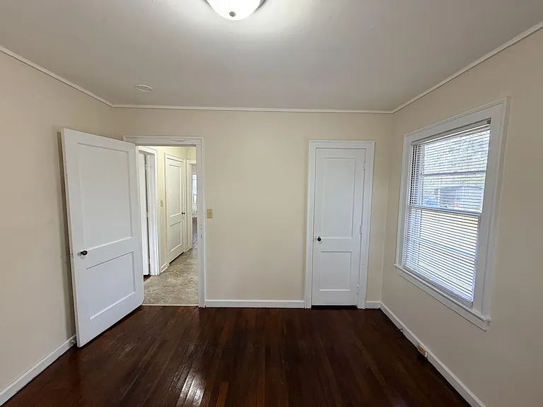 1701 N Troup St — Photo 8