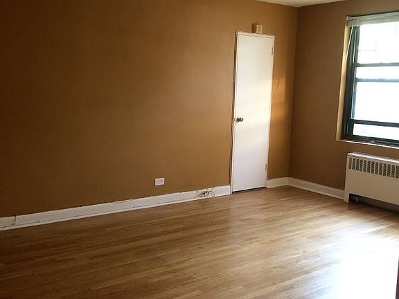 3rd image of 13412 Jewel Ave
