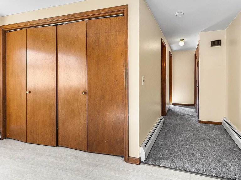 92 Gordon St — Photo 11