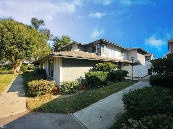 6437 Olive Branch Ln #10, Yorba Linda, CA 92886