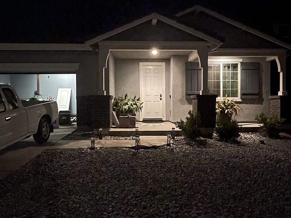 1st image of 524 Millwood Dr
