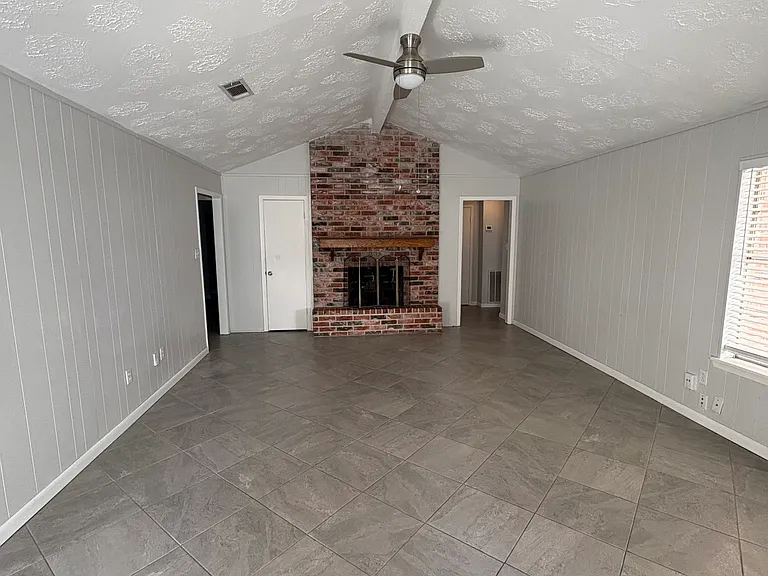 11218 Sagemeadow Ln — Photo 9