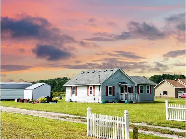 718 Aydlett Road, Aydlett, NC 27916