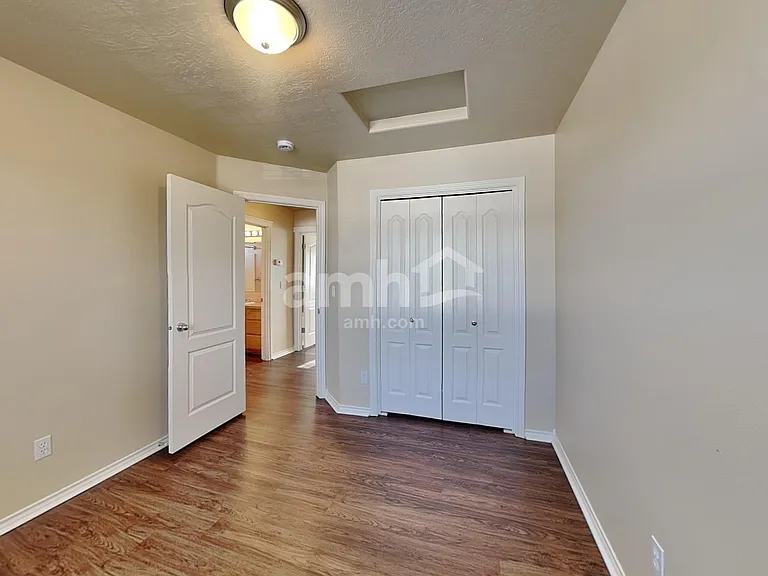 956 S Wild Yucca Ave — Photo 17