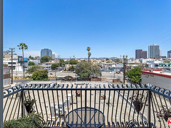 5th image of 1522 S Saltair Ave APT 304