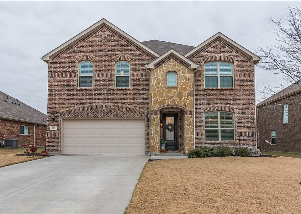 1st image of 905 Swan Ridge Dr