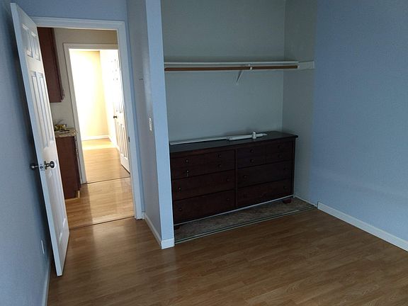 5th image of 2648 Toy Ln