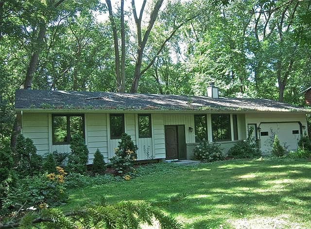 1st image of 530 Hall Ave
