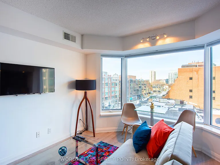 155 Yorkville Ave #519 — Photo 4