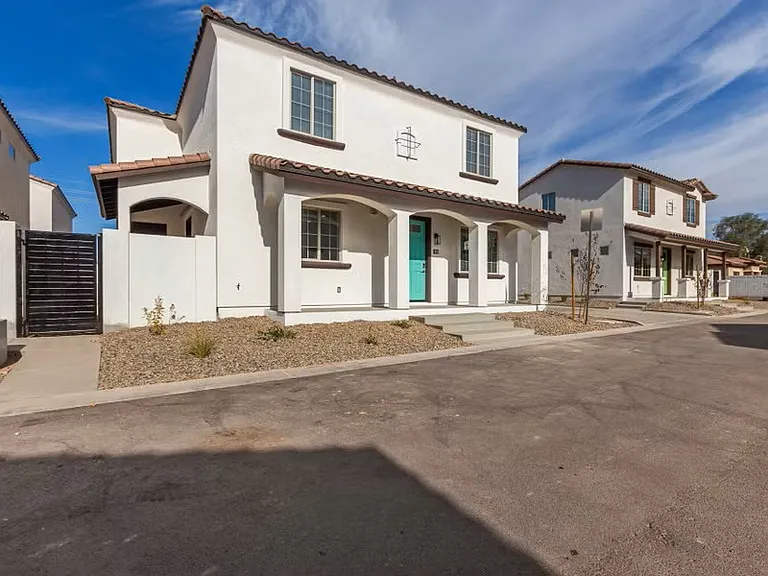 7621 E University Dr #108 — Photo 1