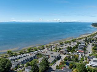 1150 Oxford St #203, White Rock, BC V4B 0B3