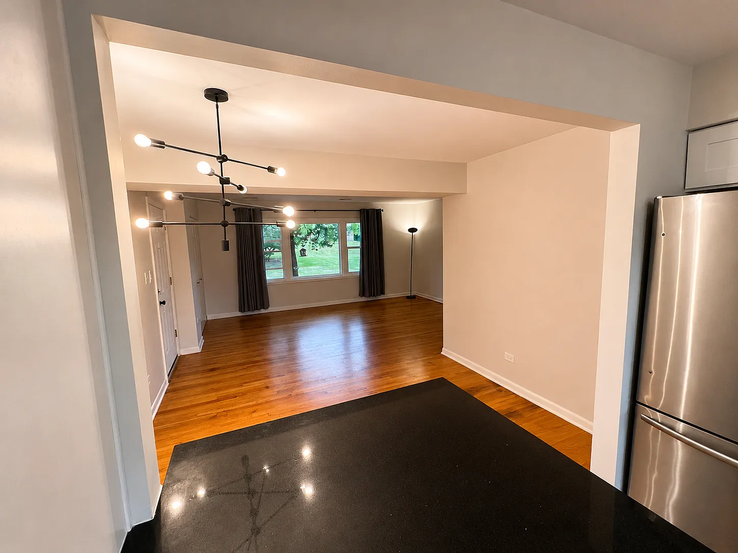 2 bed, $2,000 — Photo 2