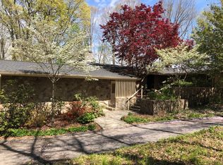 66 Whispering Pines Dr, Signal Mountain, TN 37377