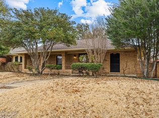 3110 Luallen Dr, Carrollton, TX 75007