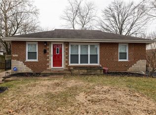 1215 Oakleaf Dr, Saint Louis, MO