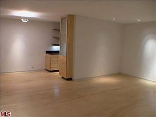 1st image of 960 Larrabee St APT 114