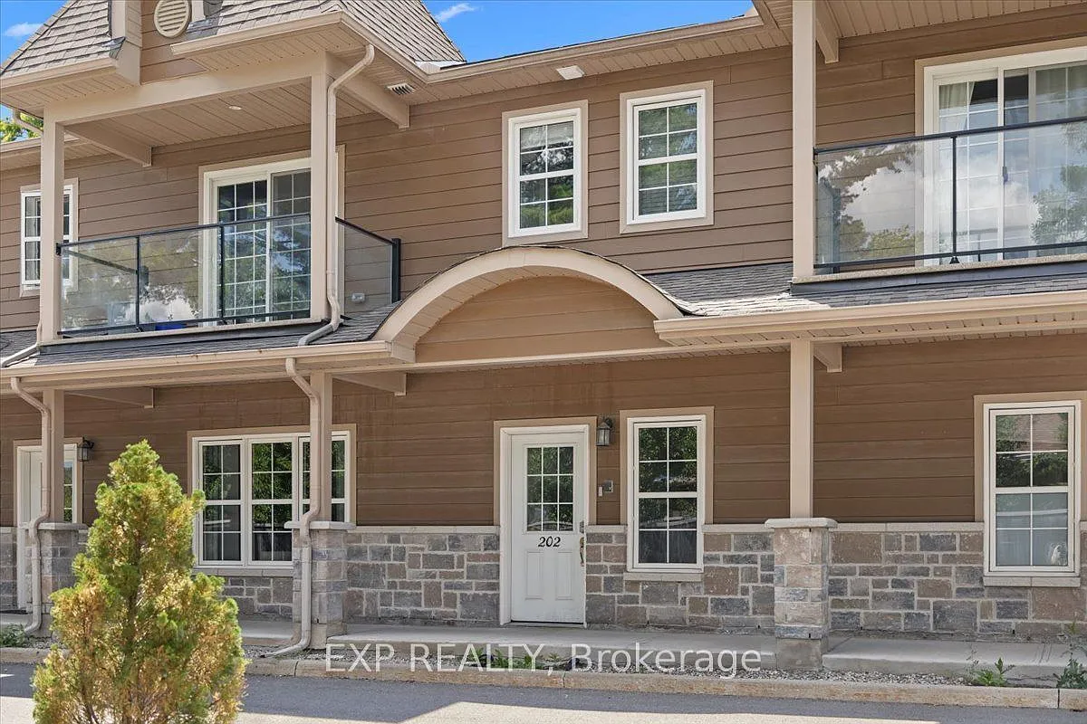 2 bed, $2,000 — Photo 2