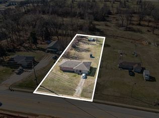 634 N 40th St, Springdale, AR 72762