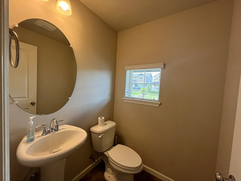 7323 N 93rd Ave — Photo 11