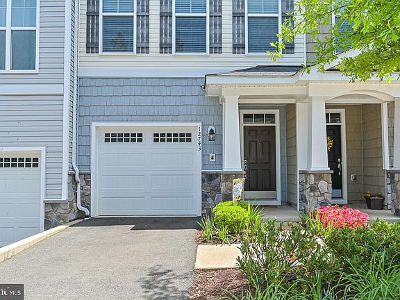 2nd image of 12743 Lotte Dr