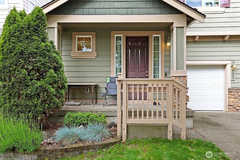 2nd image of 5427 Boardwalk Street SE