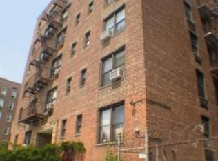 14345 Sanford Ave APT 402, Flushing, NY 11355