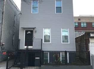 38 Hemlock St, Brooklyn, NY 11208