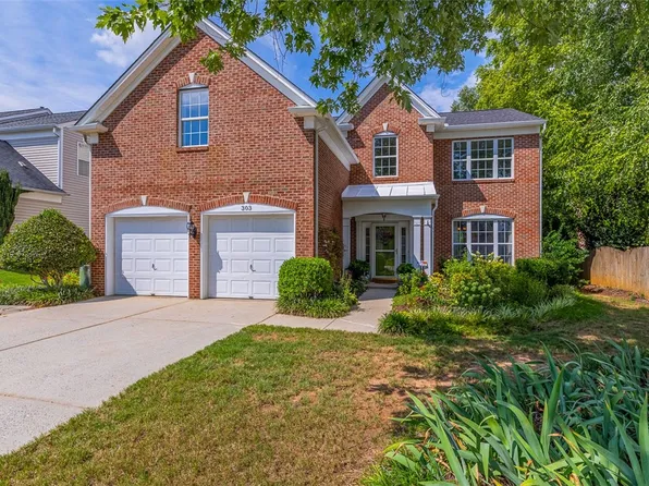 303 Collingsworth Ln, Greenville, SC 29615