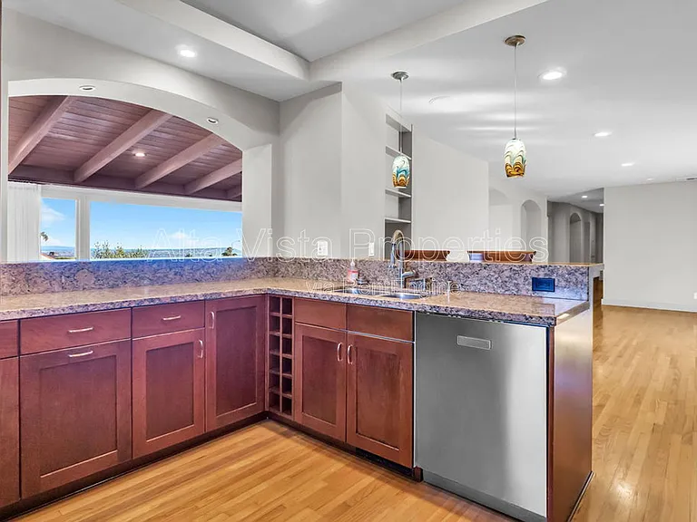 5940 La Jolla Mesa Dr — Photo 9