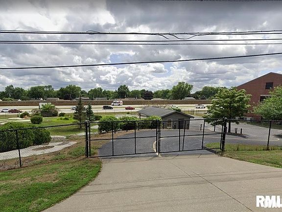 3rd image of 5000 38th Ave
