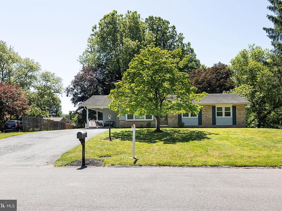 1st image of 9917 Windflower Dr