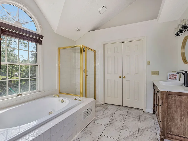 3291 Shadylake Dr — Photo 26