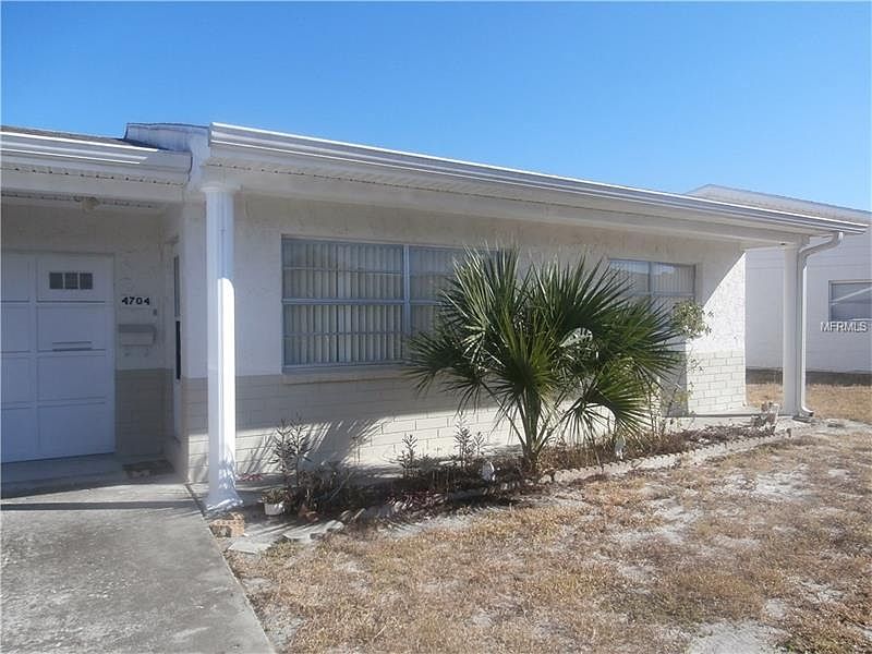 For Sale: 4704 CAMBRIDGE AVENUE, NEW PORT RICHEY, FL 34652