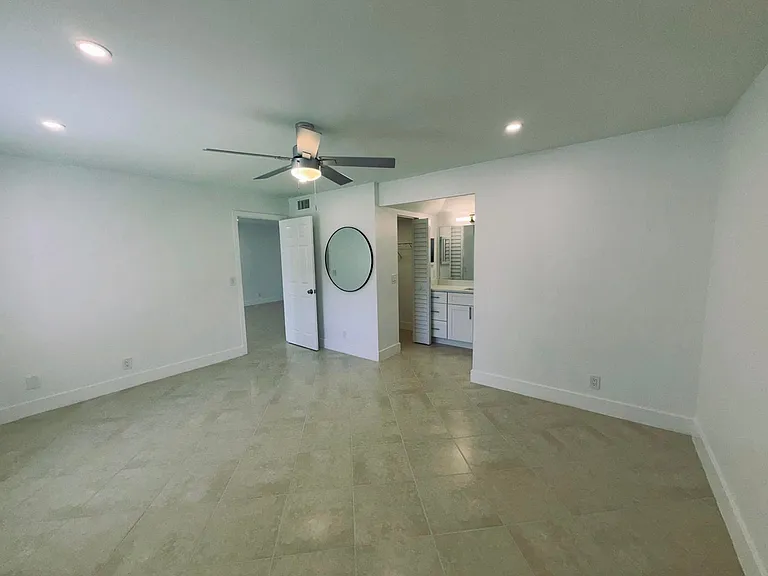 2900 Fiore Way #211 — Photo 5