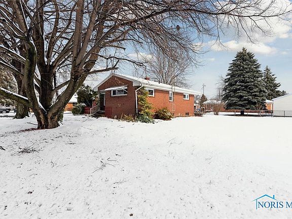 4th image of 146 Yambor St
